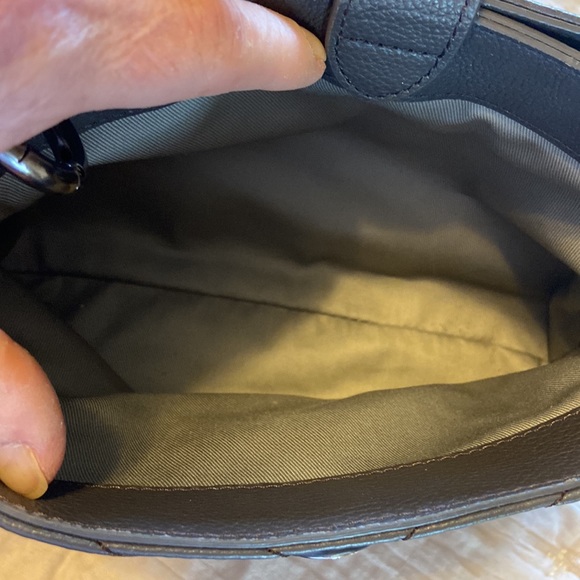 Rebecca Minkoff quilted crossbody - Picture 7 of 9